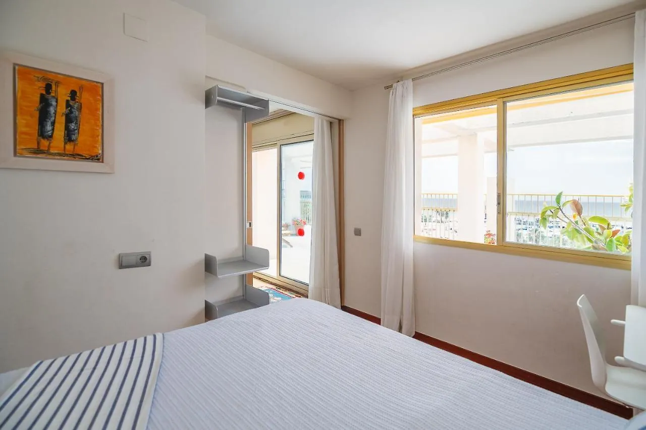 Uhc Attic Miramar Nautic Apartamento Salou